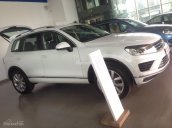 Dòng SUV nhập Đức Volkswagen Touareg đời 2014, màu trắng - Cam kết giá tốt nhất - LH Hương: 0902.608.293