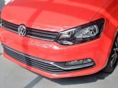 Cần bán xe Volkswagen Polo đời 2015, màu đỏ, xe nhập giá cạnh tranh