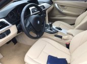 Cần bán xe BMW 3 Series 320i sản xuất 2014, màu đỏ