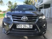 Bán Toyota Fortuner model 2017, kiểu dáng mạnh mẽ