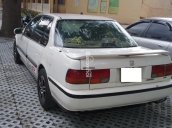 Cần bán gấp Honda Accord năm 1992, màu trắng