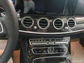 Bán ô tô Mercedes E250 năm 2018, màu đen