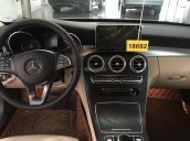 Cần bán xe Mercedes C200 sản xuất 2018, màu bạc