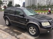 Bán lại chiếc xe Ford Escape XLT 3.0 đăng ký 2005, màu đen, form mới đèn ống bi xenon, cửa sổ trời