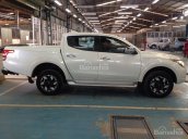 Bán Mitsubishi Triton 4x4 Mivec sản xuất 2018, màu trắng, nhập khẩu, giao xe ngay hỗ trợ trả góp 85%