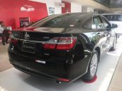 Bán Toyota Camry 2.0E mới 100% 2017