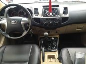 Bán Toyota Hilux 3.0G, sản xuất và Đk 2013, màu đen, số sàn, máy dầu, 2 cầu