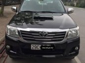 Bán Toyota Hilux 3.0G, sản xuất và Đk 2013, màu đen, số sàn, máy dầu, 2 cầu