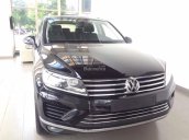 Bán ô tô Volkswagen Touareg GP 2016, màu đen, xe nhập. Tặng 100% thuế trước bạ. Kèm nhiều phần quà hấp dẫn. LH: 0931416628