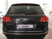 Hãng Volkswagen tại SG bán VW Touareg Mới 100% giá cực hấp dẫn! 0969.560.733