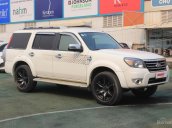 Cần bán Ford Everest 2.5AT đời 2012, màu trắng, 649 triệu