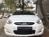 Cần bán gấp Hyundai Accent 1.4 AT năm 2014, màu trắng