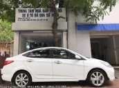 Cần bán gấp Hyundai Accent 1.4 AT năm 2014, màu trắng