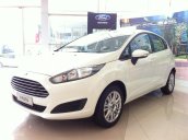 Bán Ford Focus Titanium, đời 2017, đủ mầu, giao ngay