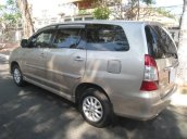 Bán ô tô Toyota Innova E đời 2012, màu bạc chính chủ