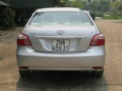 Bán ô tô Toyota Vios E đời 2011, màu bạc số sàn, giá tốt
