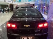 Bán ô tô Chevrolet Cruze LTZ 1.8L đời 2017, màu đen, hỗ trợ trả góp 100% giá xe