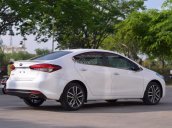 Kia Cerato phiên bản Signature 2017 - sang trọng rộng rãi - hỗ trợ ngân hàng nhanh chóng - lấy xe ngay