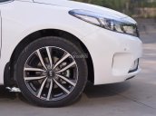 Kia Cerato phiên bản Signature 2017 - sang trọng rộng rãi - hỗ trợ ngân hàng nhanh chóng - lấy xe ngay