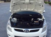 Bán xe cũ Hyundai i20 AT đời 2010, màu trắng, nhập khẩu nguyên chiếc