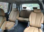 Xe Kia Carnival đời 2009, màu bạc, nhập khẩu Hàn Quốc