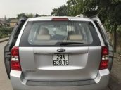 Xe Kia Carnival đời 2009, màu bạc, nhập khẩu Hàn Quốc