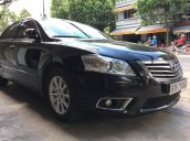 Cần bán Toyota Camry đời 2010, màu đen