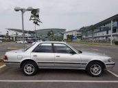 Bán chính chủ Toyota Cressida GL đời 1993, màu bạc