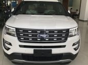 Bán Ford Explorer Limited 2.3 2017 màu trắng, tặng bộ phụ kiện