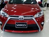 Cần bán Toyota Yaris đời 2017, màu đỏ 