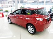 Cần bán Toyota Yaris đời 2017, màu đỏ 