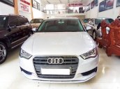 Cần bán gấp Audi A3 1.8AT đời 2013, màu bạc, xe nhập