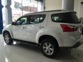 Bán Isuzu mu-X đời 2017, màu trắng