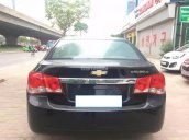 Cần bán Chevrolet Cruze LS đời 2011, màu đen, giá tốt