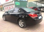 Cần bán Chevrolet Cruze LS đời 2011, màu đen, giá tốt