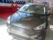 Bán xe Ford Focus 1.5 Ecoboost đời 2017, màu xám