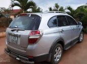 Xe Chevrolet Captiva LTZ đời 2009, màu bạc xe gia đình