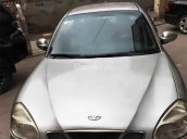 Cần bán xe Daewoo Nubira II đời 2002, màu bạc, 99 triệu