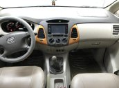 Bán Toyota Innova G sx 2011, màu bạc, 580 triệu