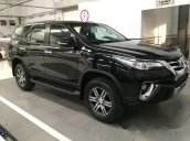 Bán Toyota Fortuner 2.7V đời 2017, tiện nghi, nội thất cao cấp