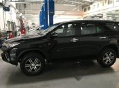 Bán Toyota Fortuner 2.7V đời 2017, tiện nghi, nội thất cao cấp