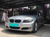 Bán xe cũ BMW 3 Series 325i đời 2010, màu bạc ít sử dụng