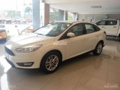 Bán Ford Focus Trend 1.5L 2018- tặng bảo hiểm thân vỏ, giá cạnh tranh nhất, hỗ trợ vay 80%, trả trước 200tr