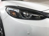 Bán xe Mazda 6 Mazda 6 đời 2017, màu trắng, giá 965tr