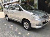 Cần bán xe Toyota Innova G đời 2010, màu bạc