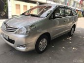 Cần bán xe Toyota Innova G đời 2010, màu bạc