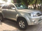 Bán Toyota Fortuner đời 2007, màu bạc, nhập khẩu số tự động