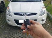 Bán xe Hyundai i20 sản xuất 2012, màu trắng, nhập khẩu, mới 98%