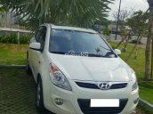 Bán xe Hyundai i20 sản xuất 2012, màu trắng, nhập khẩu, mới 98%