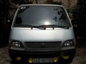 Bán Toyota Hiace đời 2002, màu bạc chính chủ